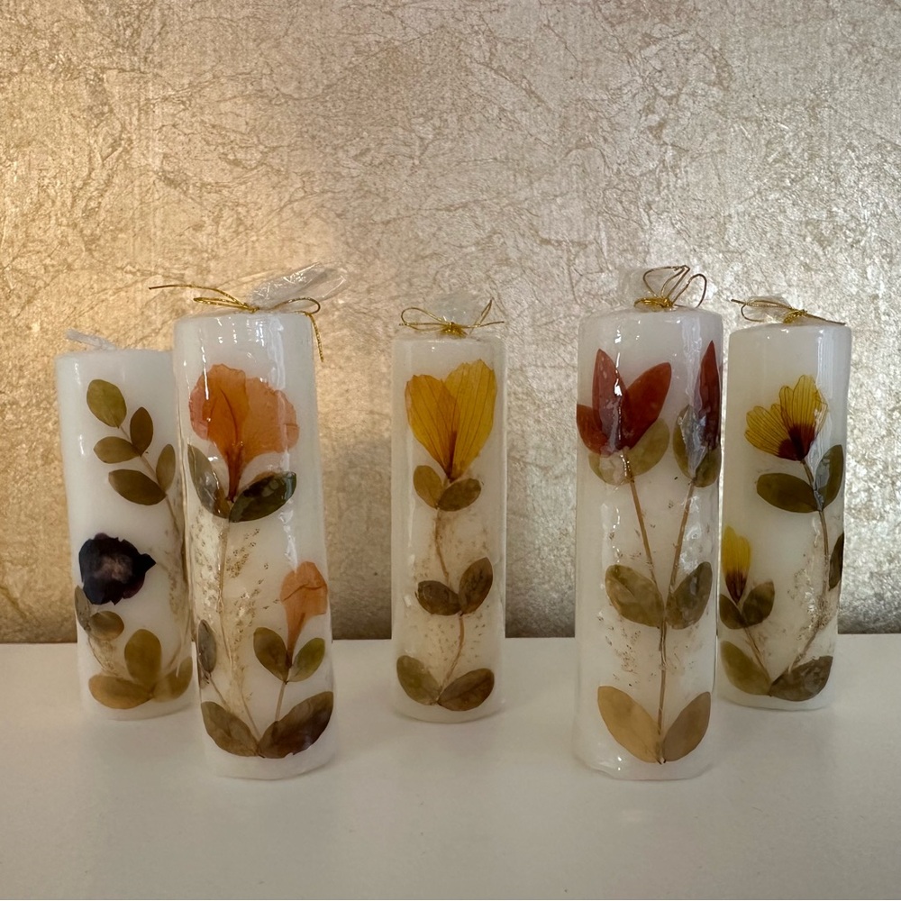 Exquisite mini taper candles made with natural dried flowers (five-pack)